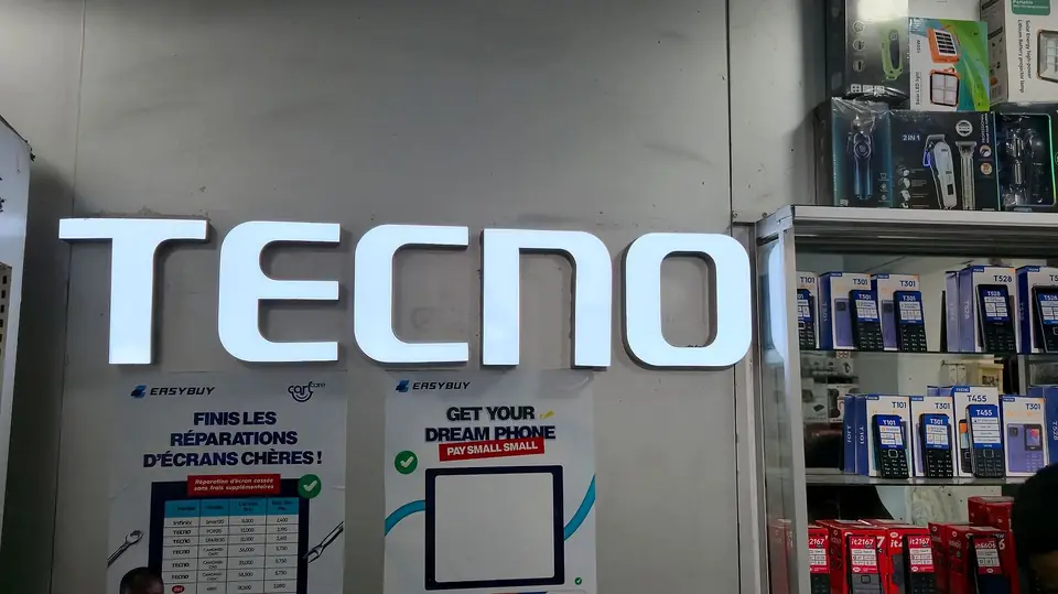 Espace Tecno — Smartphones, téléphones à touches et accessoires Tecno.